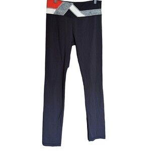 Lululemon Skinny Groove Pant Leggings Size 8 Black Quilt Reversible Full On Luon